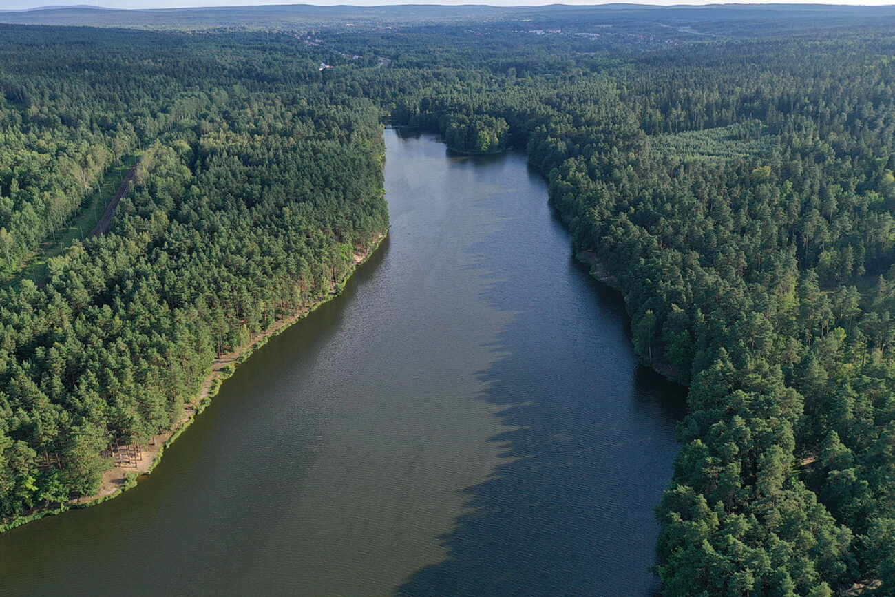 10.08.2022 Skarżysko-Kamienna. Rejów. Zalew / Fot. Jarosław Kubalski - Radio Kielce